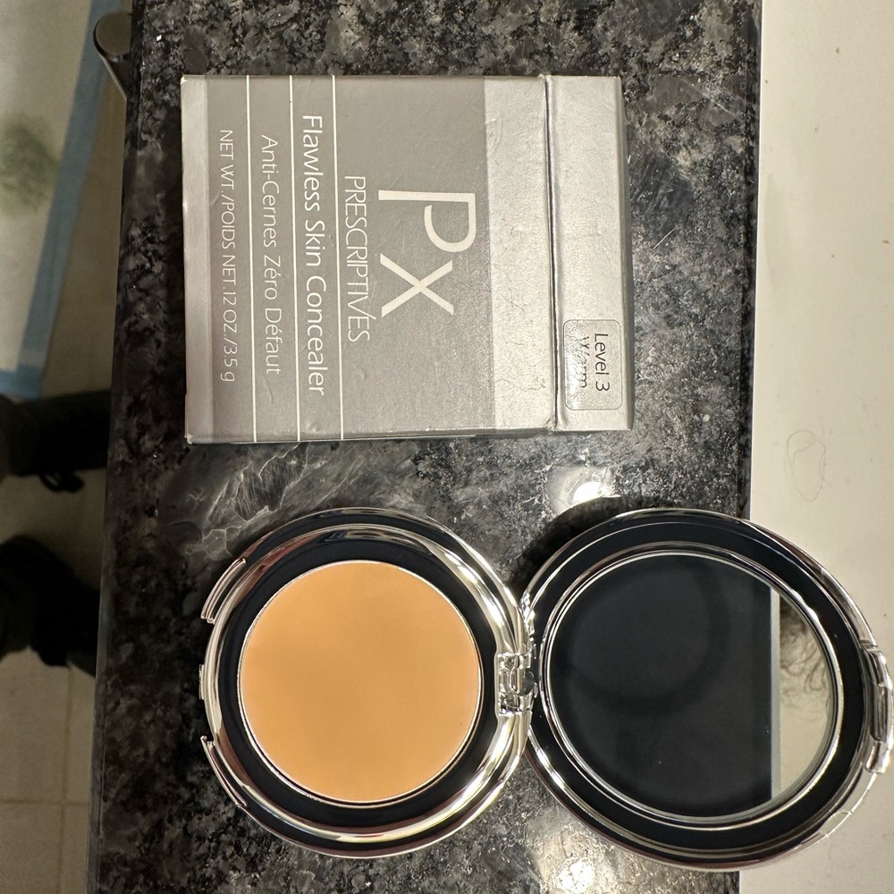 Flawless Skin Concealer - Level 3 Warm (Cream)